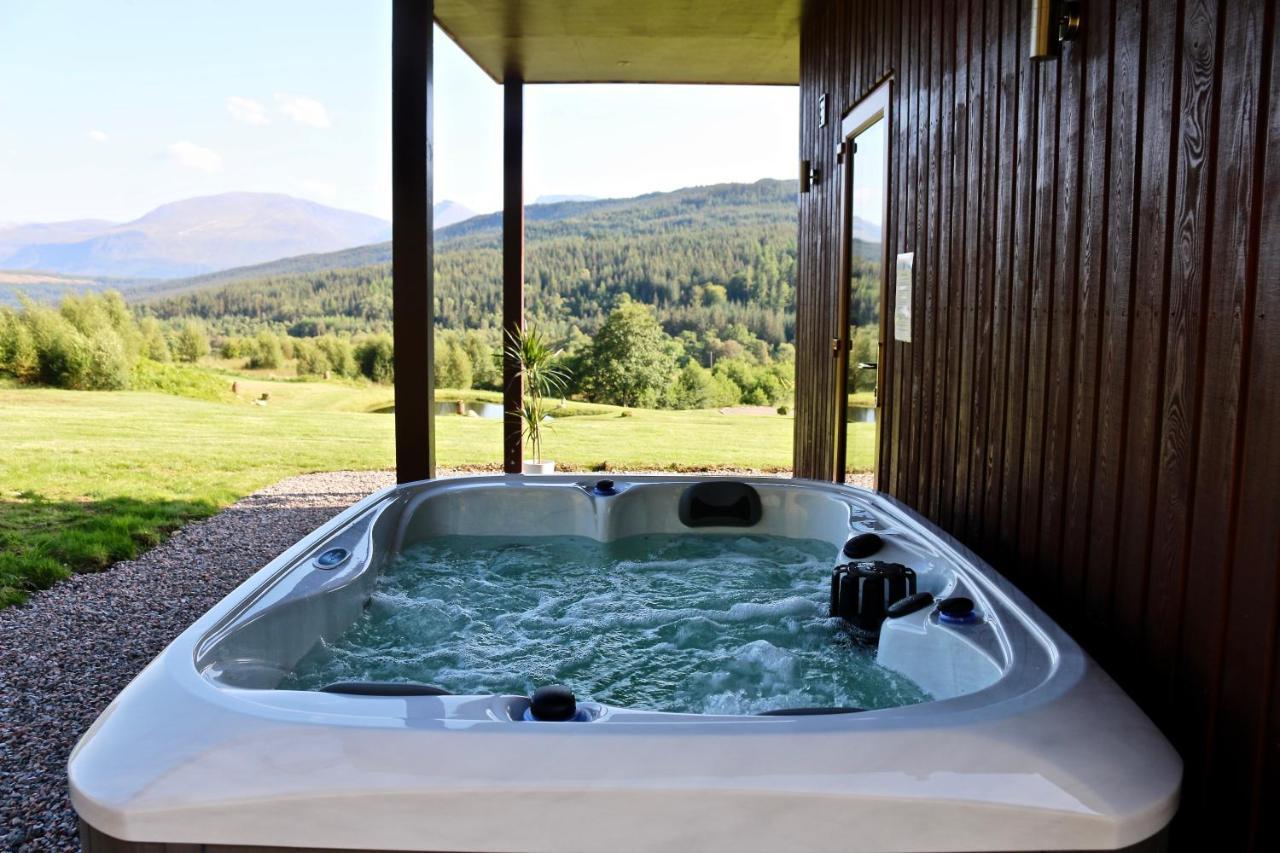 Frances' Sketch Pad With Hot Tub Daire Fort William Dış mekan fotoğraf